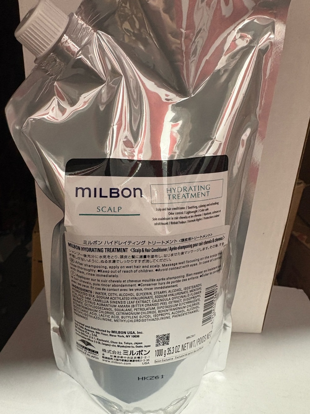 MILBON Scalp Hydrating Treatment 33.8 oz  - Silver Pouch